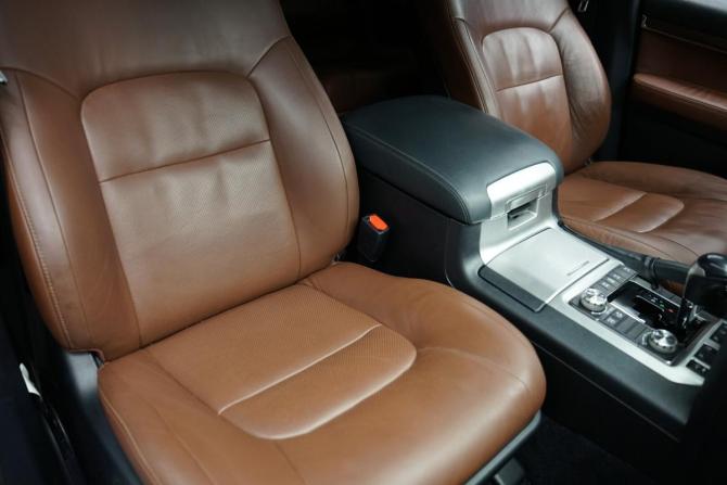 Toyota Land Cruiser 200 Series Рестайлинг 2 с пробегом 2015 года, цена 5 350 000 рублей, 229000 км, внедорожник, Автокод Объявления