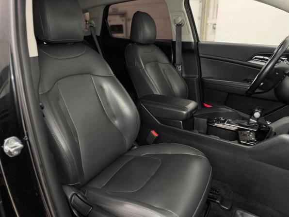 Kia Sportage V с пробегом 2022 года, цена 3 050 000 рублей, 45670 км, внедорожник, Автокод Объявления