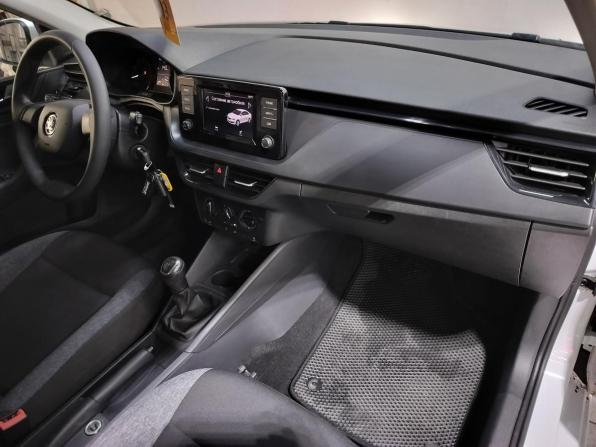 Skoda Rapid II с пробегом 2020 года, цена 1 350 000 рублей, 121000 км, лифтбек, Автокод Объявления