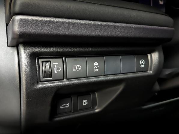 Toyota Camry IX (XV80) China Market с пробегом 2025 года, цена 4 199 000 рублей, 414 км, седан, Автокод Объявления