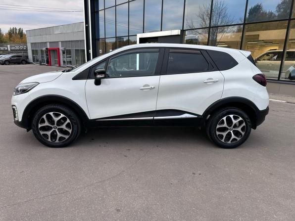 Renault Kaptur I с пробегом 2017 года, цена 1 369 000 рублей, 77340 км, внедорожник, Автокод Объявления