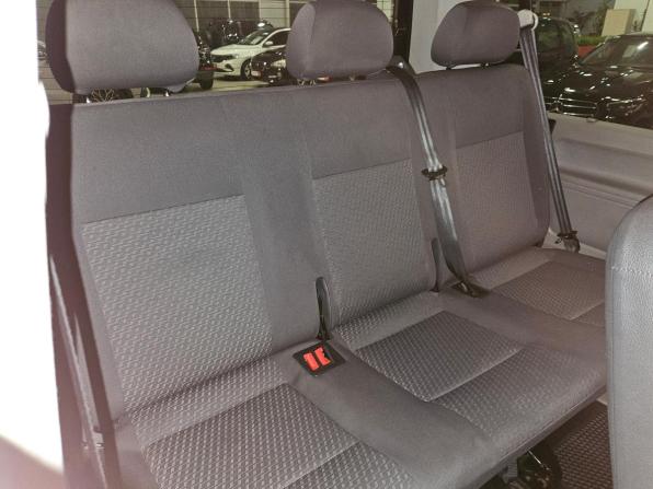 Volkswagen Caravelle T5 Рестайлинг с пробегом 2012 года, цена 1 835 000 рублей, 356785 км, минивэн, Автокод Объявления