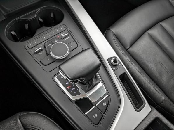 Audi A4 V (B9) с пробегом 2018 года, цена 2 800 000 рублей, 45786 км, седан, Автокод Объявления
