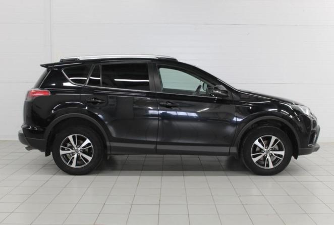 Toyota RAV4 IV (XA40) Рестайлинг с пробегом 2018 года, цена 1 950 000 рублей, 281601 км, внедорожник, Автокод Объявления