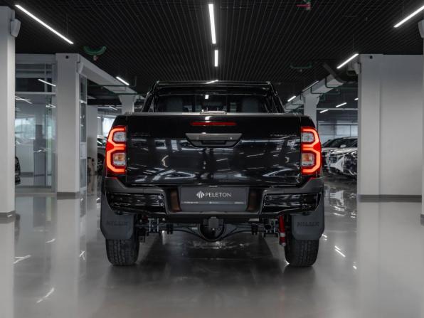 Toyota Hilux VIII Рестайлинг 2 с пробегом 2025 года, цена 7 750 000 рублей, 34 км, пикап, Автокод Объявления