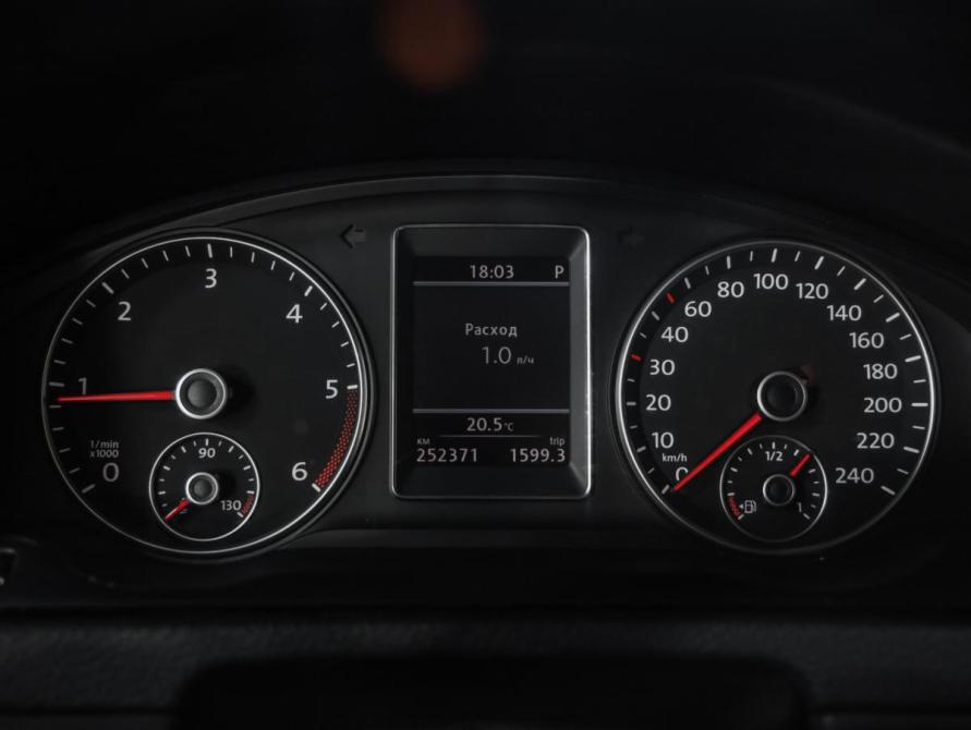 Volkswagen Multivan T5 Рестайлинг Санкт-Петербург  - изображение 12