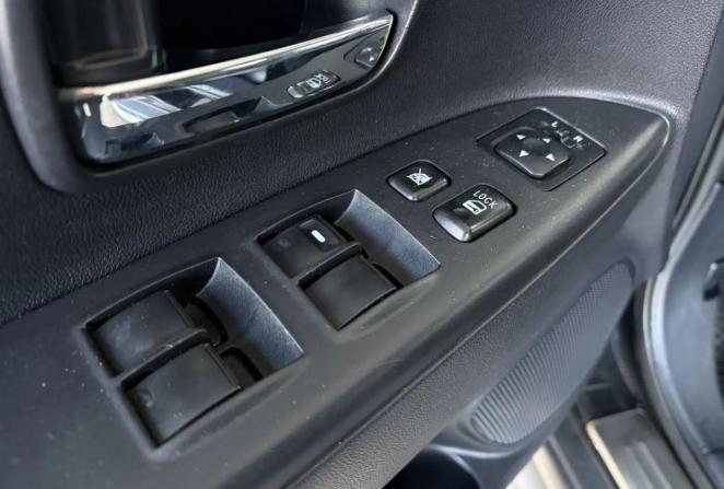 Mitsubishi ASX I с пробегом 2011 года, цена 969 000 рублей, 180587 км, внедорожник, Автокод Объявления