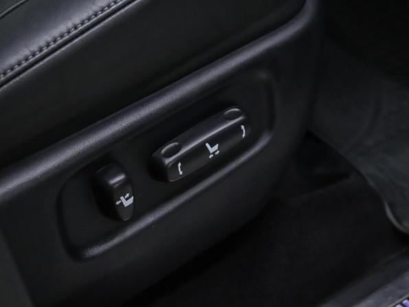 Toyota Land Cruiser 200 Series Рестайлинг 2 с пробегом 2019 года, цена 7 600 000 рублей, 160046 км, внедорожник, Автокод Объявления