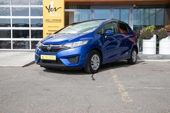 Honda Fit III с пробегом 2016 года, цена 929 000 рублей, 135000 км, хэтчбек, Автокод Объявления