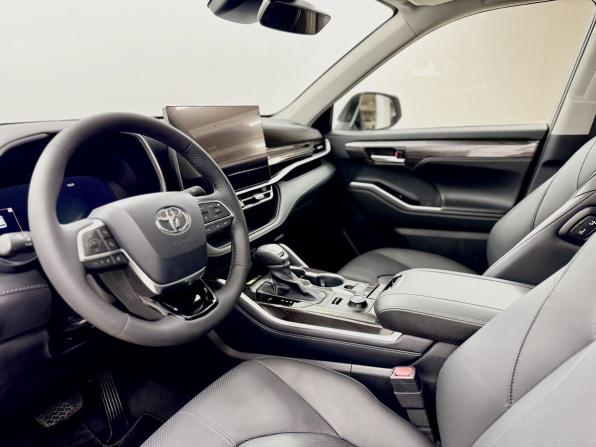 Toyota Highlander IV (XU70) с пробегом 2026 года, цена 5 590 000 рублей, 17 км, внедорожник, Автокод Объявления