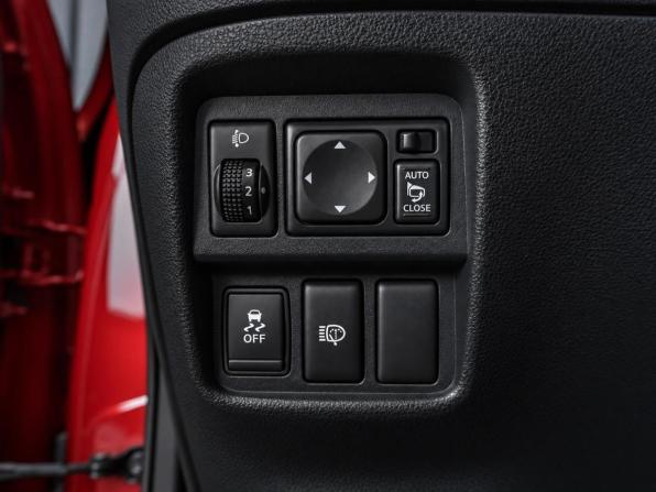 Nissan Juke I с пробегом 2012 года, цена 989 000 рублей, 195566 км, внедорожник, Автокод Объявления