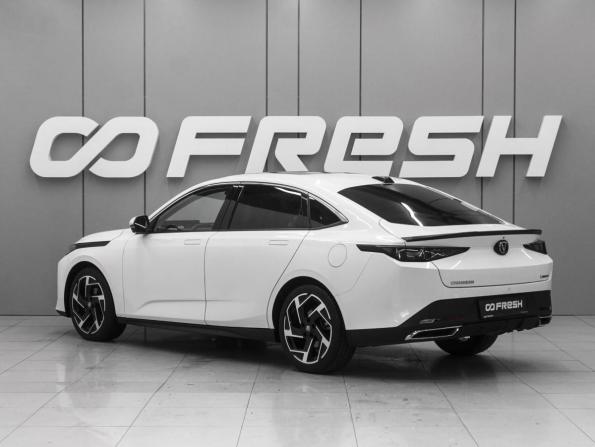 Changan Lamore с пробегом 2024 года, цена 2 070 000 рублей, 28926 км, седан, Автокод Объявления
