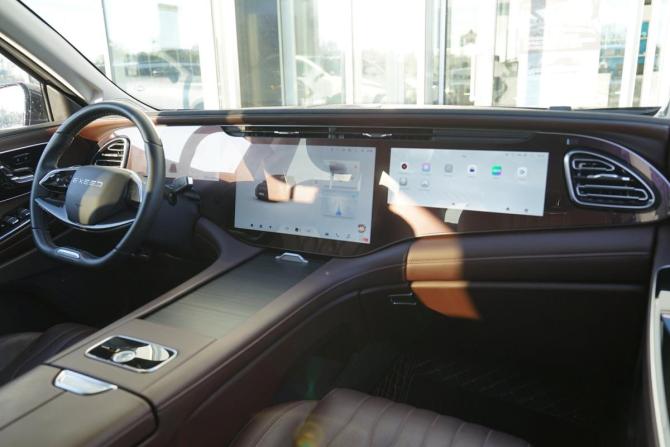 Exeed VX I Рестайлинг с пробегом 2023 года, цена 3 397 000 рублей, 51797 км, внедорожник, Автокод Объявления