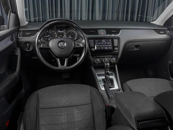 Skoda Octavia III (A7) с пробегом 2015 года, цена 1 399 000 рублей, 212637 км, лифтбек, Автокод Объявления