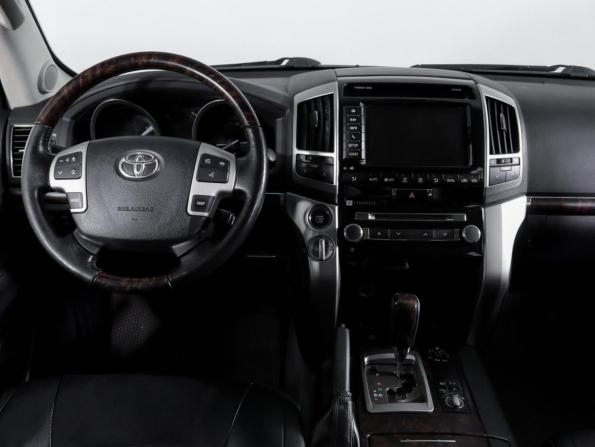 Toyota Land Cruiser 200 Series Рестайлинг 1 с пробегом 2013 года, цена 4 199 000 рублей, 191995 км, внедорожник, Автокод Объявления
