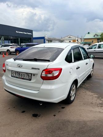 Lada (ВАЗ) Granta I с пробегом 2015 года, цена 320 000 рублей, 135700 км, лифтбек, Автокод Объявления