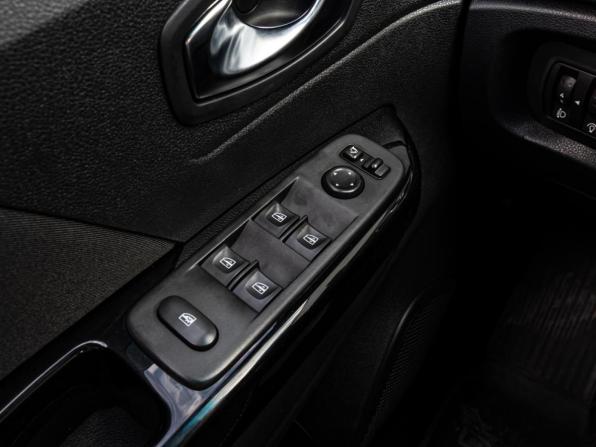 Renault Kaptur I Рестайлинг с пробегом 2021 года, цена 1 320 000 рублей, 98469 км, внедорожник, Автокод Объявления