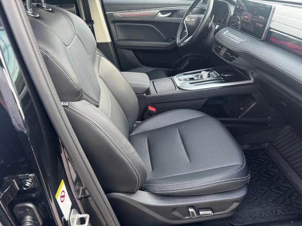 Haval Jolion I Рестайлинг с пробегом 2025 года, цена 2 049 900 рублей, 4633 км, внедорожник, Автокод Объявления