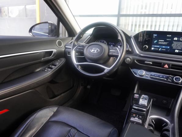 Hyundai Sonata VIII (DN8) с пробегом 2019 года, цена 2 368 000 рублей, 130974 км, седан, Автокод Объявления