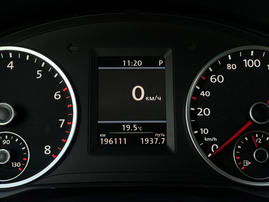 Volkswagen Tiguan I Рестайлинг Санкт-Петербург  - изображение 24