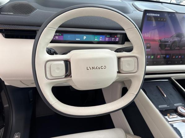 Lynk &amp; Co 900 с пробегом 2026 года, цена 8 350 000 рублей, 45 км, внедорожник, Автокод Объявления