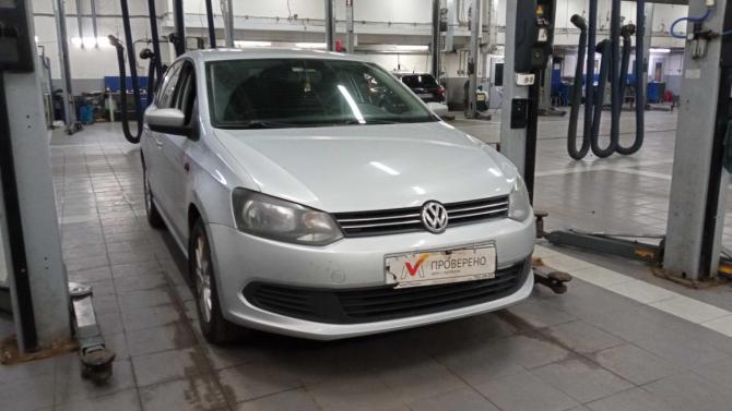 Volkswagen Polo V с пробегом 2015 года, цена 750 000 рублей, 274335 км, седан, Автокод Объявления