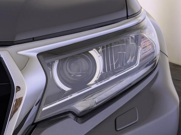 Toyota Land Cruiser Prado 150 Series Рестайлинг 3 с пробегом 2022 года, цена 7 990 000 рублей, 30746 км, внедорожник, Автокод Объявления