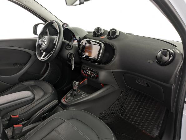 Smart Forfour II с пробегом 2020 года, цена 2 500 000 рублей, 26054 км, хэтчбек, Автокод Объявления