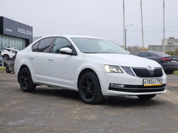 Skoda Octavia III (A7) Рестайлинг с пробегом 2020 года, цена 1 480 000 рублей, 216500 км, лифтбек, Автокод Объявления