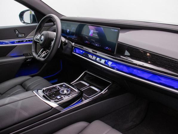 BMW 7 серии VII (G70) с пробегом 2025 года, цена 16 100 000 рублей, 8724 км, седан, Автокод Объявления