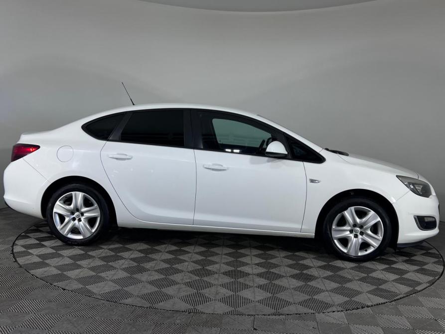 Opel Astra J Рестайлинг Ростов-на-Дону  - изображение 6