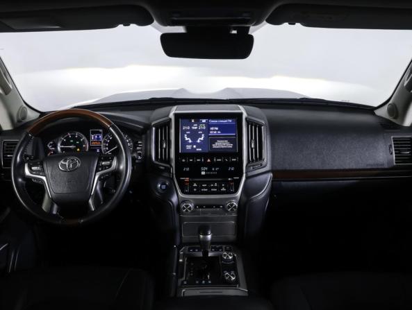 Toyota Land Cruiser 200 Series Рестайлинг 2 с пробегом 2016 года, цена 6 200 000 рублей, 197325 км, внедорожник, Автокод Объявления