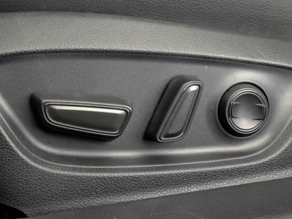 Toyota Camry VIII (XV70) Рестайлинг с пробегом 2021 года, цена 2 790 000 рублей, 110734 км, седан, Автокод Объявления