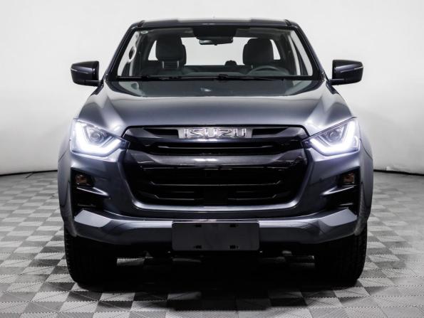 Isuzu D-Max III с пробегом 2025 года, цена 5 240 000 рублей, 109 км, offers.body_type.unknown, Автокод Объявления