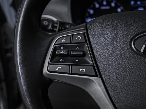 Hyundai Solaris II с пробегом 2018 года, цена 1 622 000 рублей, 105068 км, седан, Автокод Объявления