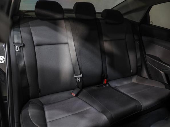Hyundai Solaris II с пробегом 2018 года, цена 1 450 000 рублей, 162415 км, седан, Автокод Объявления
