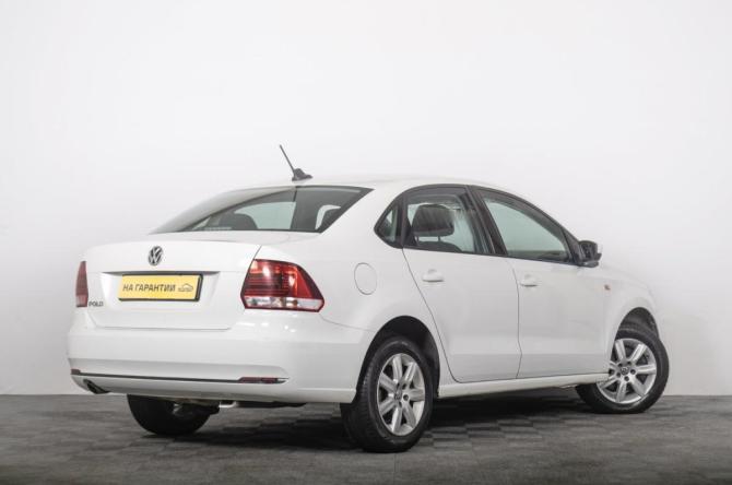 Volkswagen Polo V Рестайлинг с пробегом 2018 года, цена 1 269 000 рублей, 120000 км, седан, Автокод Объявления