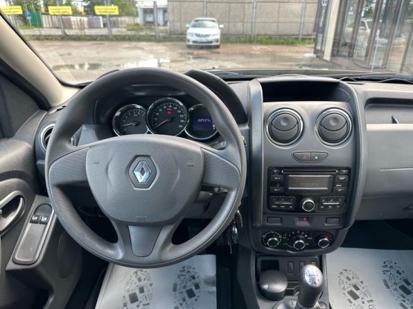 Renault Duster I Рестайлинг с пробегом 2015 года, цена 999 000 рублей, 102500 км, внедорожник, Автокод Объявления