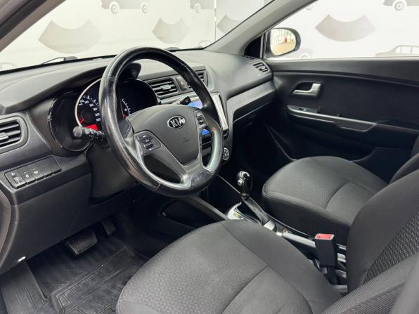 Kia Rio III Рестайлинг с пробегом 2016 года, цена 1 099 000 рублей, 113814 км, хэтчбек, Автокод Объявления
