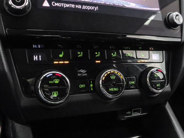 Skoda Octavia III (A7) Рестайлинг с пробегом 2019 года, цена 1 839 000 рублей, 130954 км, лифтбек, Автокод Объявления