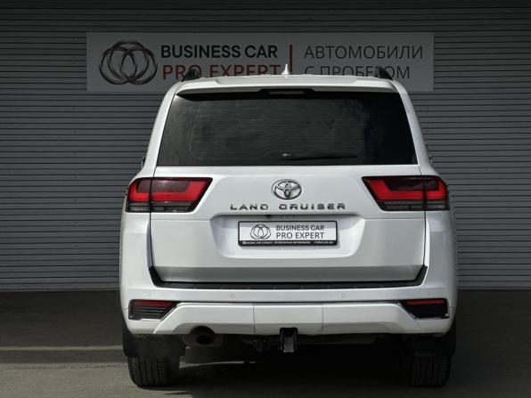 Toyota Land Cruiser 300 Series с пробегом 2021 года, цена 11 500 000 рублей, 44875 км, внедорожник, Автокод Объявления