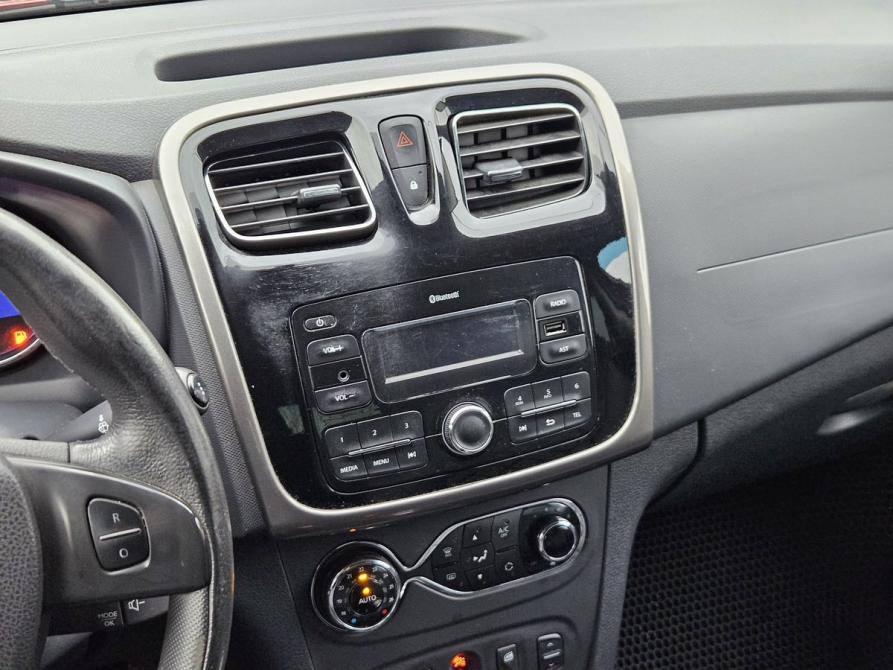 Renault Sandero II Санкт-Петербург  - изображение 17