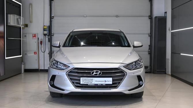 Hyundai Elantra VI (AD) с пробегом 2016 года, цена 1 320 000 рублей, 201000 км, седан, Автокод Объявления