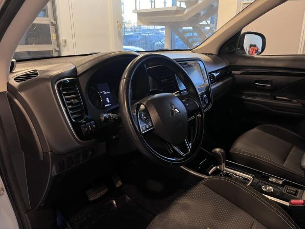 Mitsubishi Outlander III Рестайлинг 3 с пробегом 2019 года, цена 2 542 000 рублей, 90466 км, внедорожник, Автокод Объявления