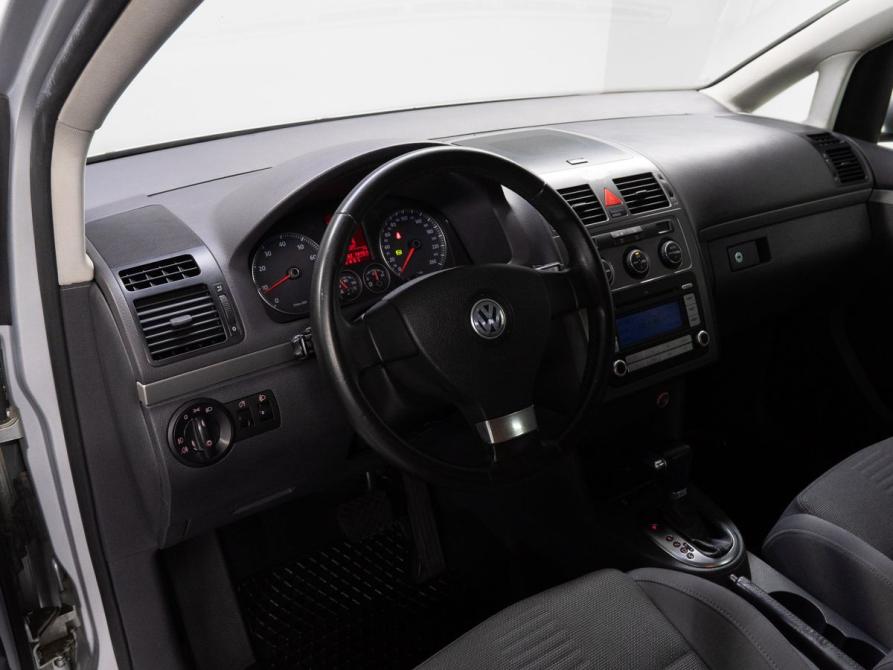 Volkswagen Touran I Рестайлинг Тюмень  - изображение 10