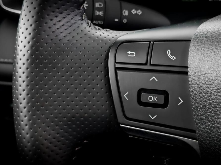 Toyota Camry IX (XV80) China Market Москва  - изображение 28