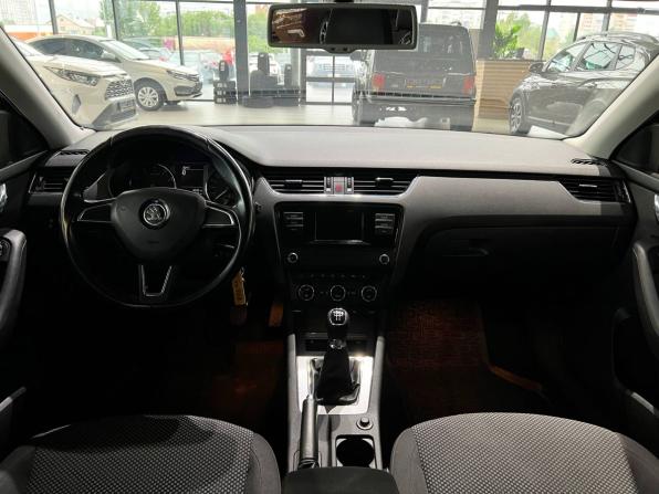 Skoda Octavia III (A7) с пробегом 2015 года, цена 1 280 000 рублей, 255633 км, лифтбек, Автокод Объявления