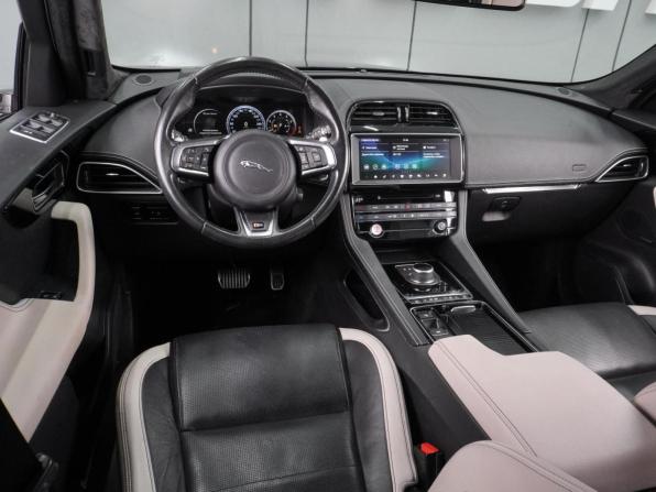 Jaguar F-Pace I с пробегом 2018 года, цена 3 899 000 рублей, 74792 км, внедорожник, Автокод Объявления