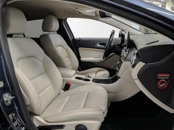 Mercedes-Benz GLA I (X156) Рестайлинг с пробегом 2019 года, цена 2 205 000 рублей, 92405 км, внедорожник, Автокод Объявления