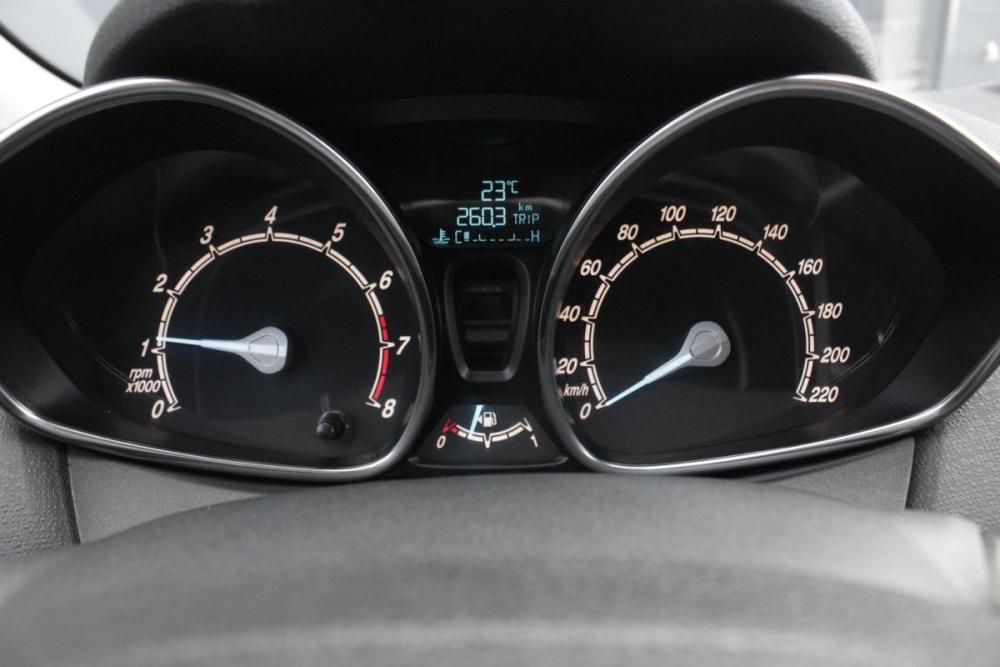 Ford Fiesta Mk6 Рестайлинг Брянск  - изображение 12